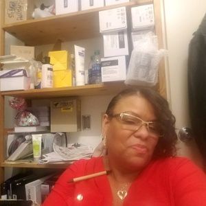 Meet your Posher, Cathy